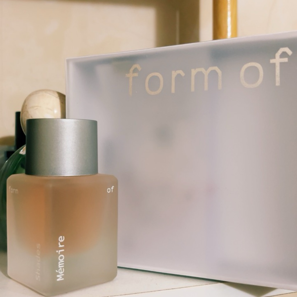 Form of Shades Memoir [Preloved]