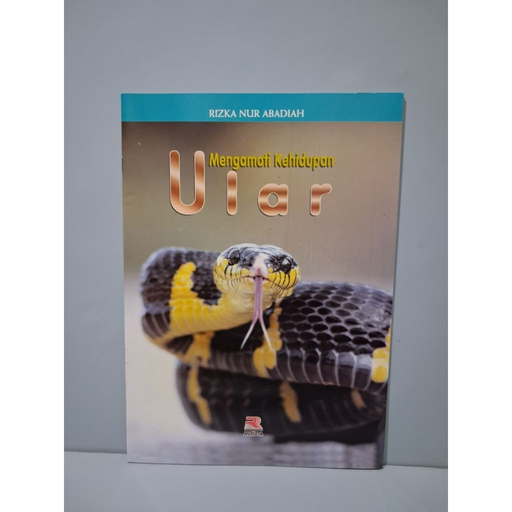 Buku anak ( baru ) Mengamati Kehidupan Ular.