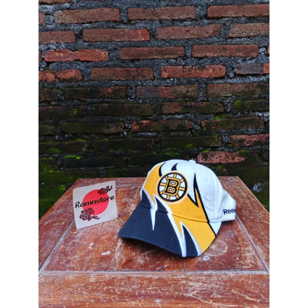 topi reebok x nhl boston bruins