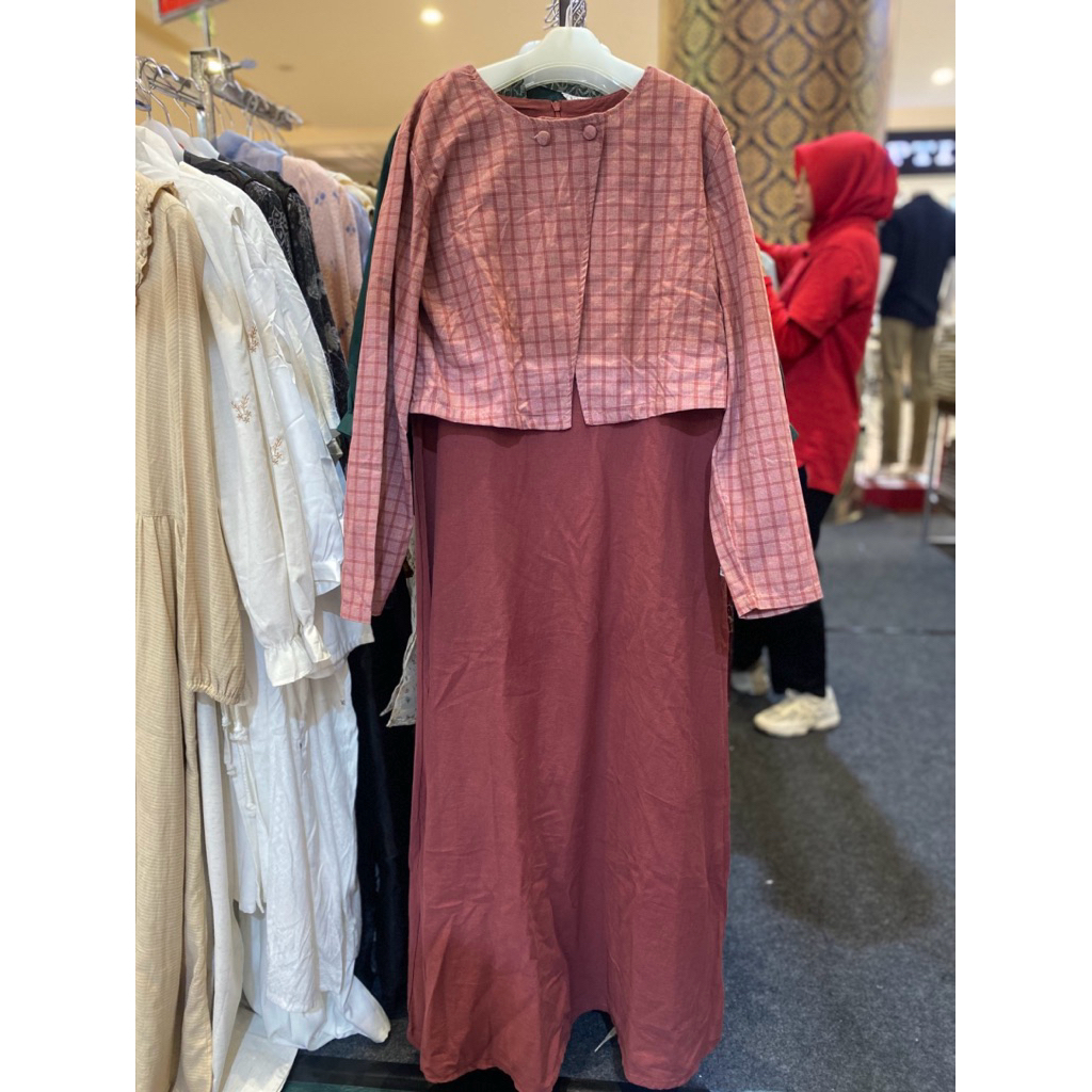 satu set gamis wanita brand expand