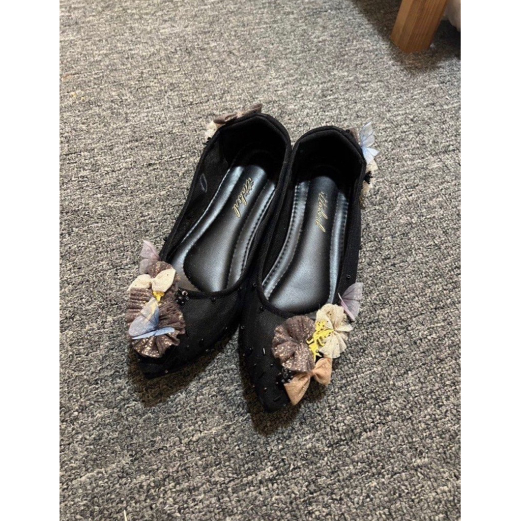 Ittaherl Katnis Flats Wisteria Preloved Tinkerbell Night Maxi Pointy Flatshoes Size 39 Shoes