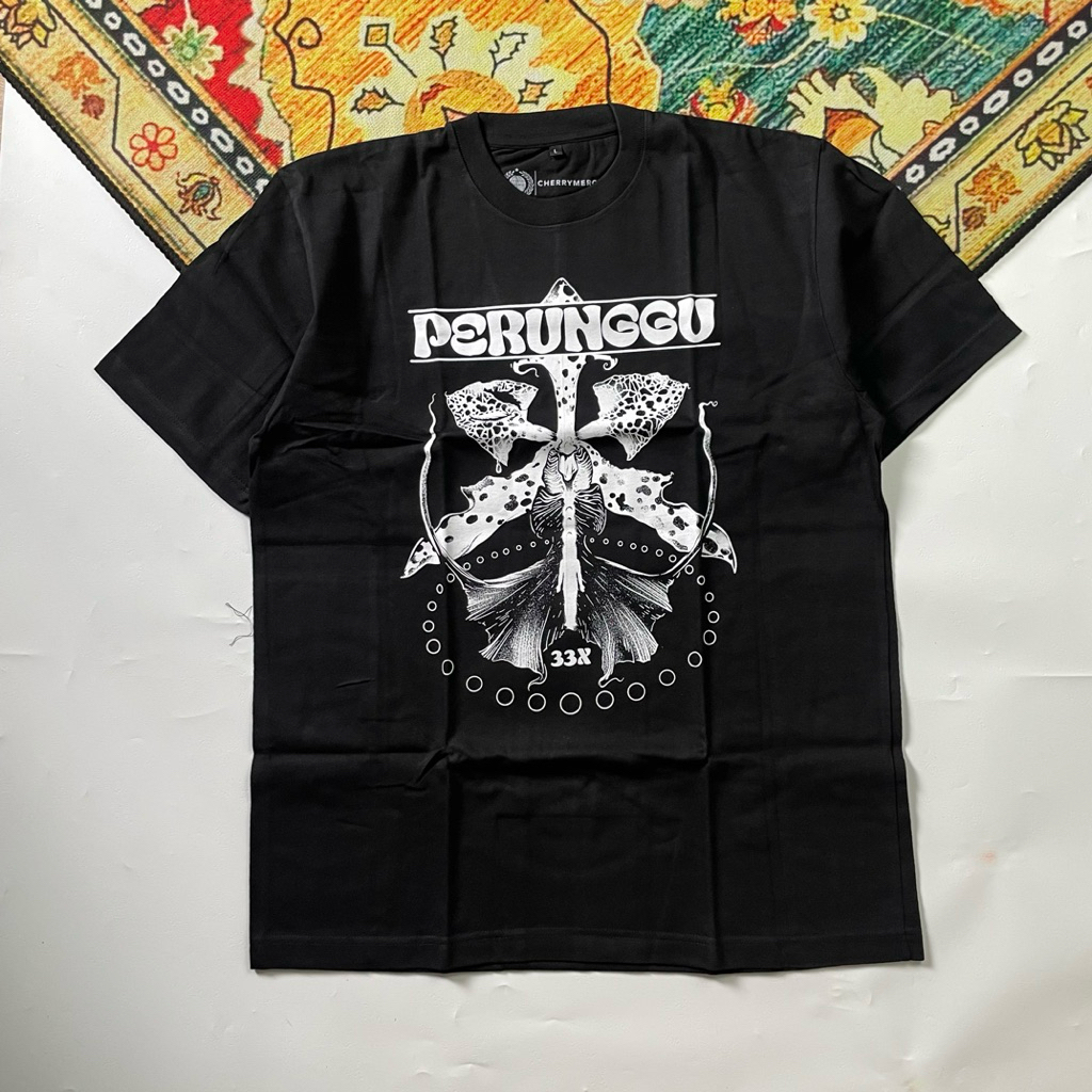 Kaos Band Perunggu "33x" Original Merchandise