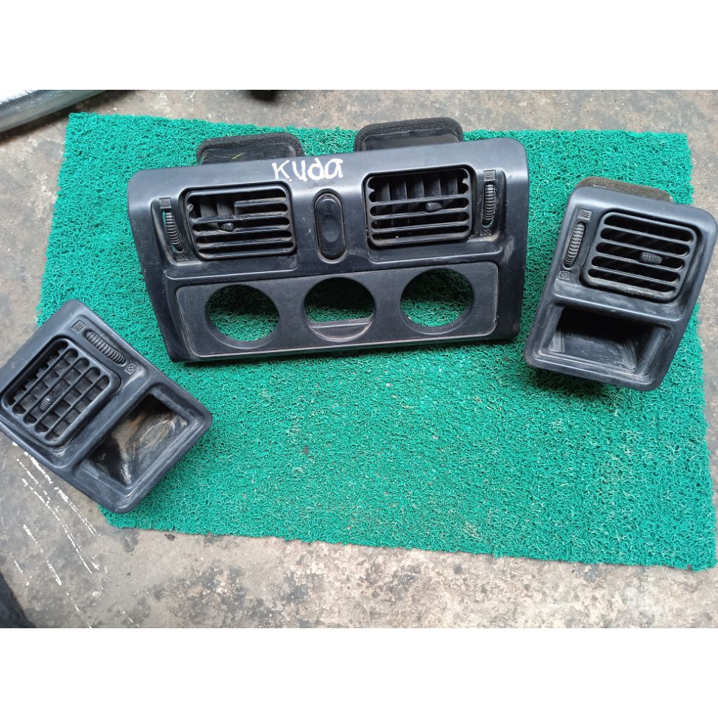 1 Set Kisi AC Mitsubishi Kuda