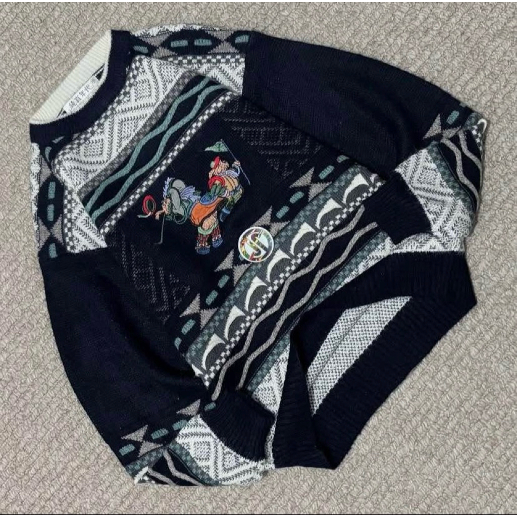 KNITWEAR INGENUOUS 3D PATTERN KNIT SWEATER