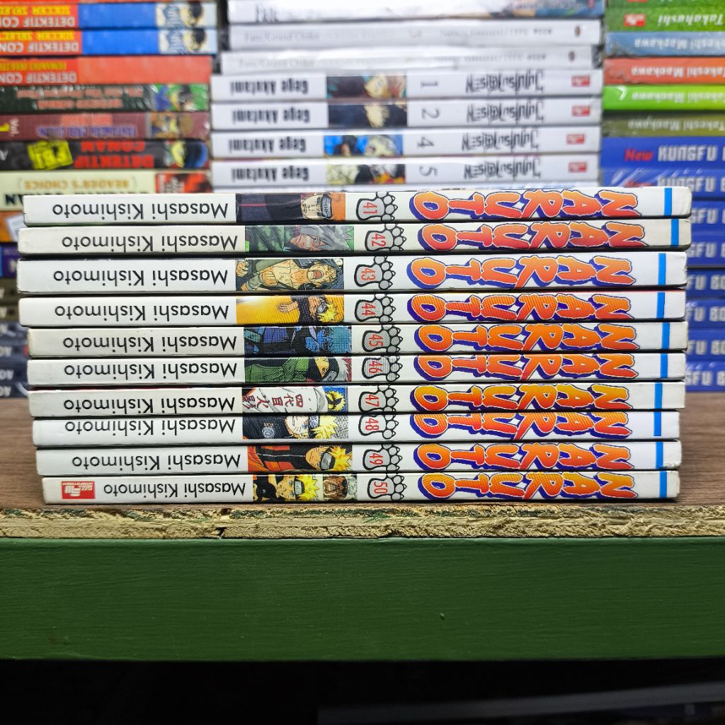 Set Komik Naruto volume 41-50