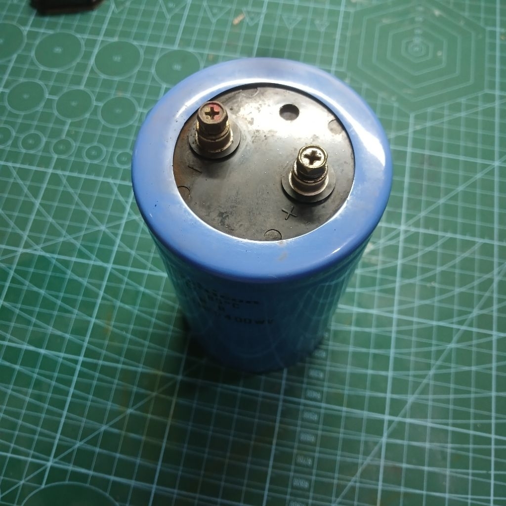 Kapasitor Nichicon 4700 Uf 400V Original