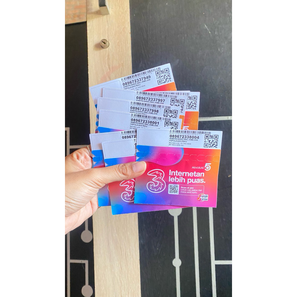 Kartu Perdana TRI dan IM 3 bonus kuota 3GB | Kartu perdana INDOSAT