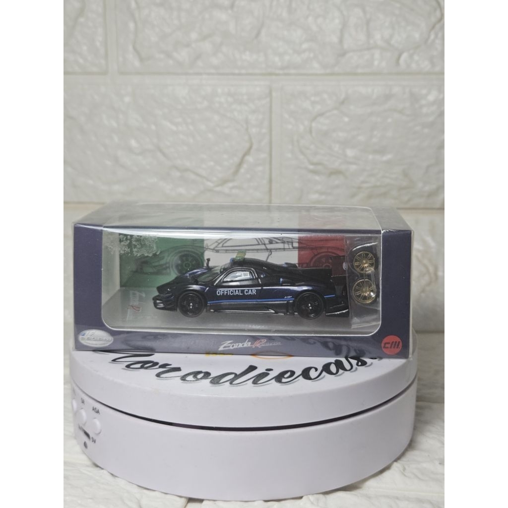 CM MODEL PAGANI ZONDA R