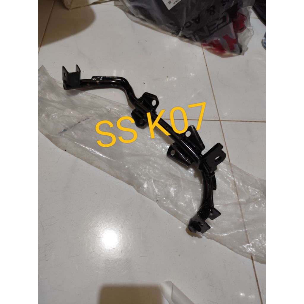 bracket barstep front besi step model lipat injakan kaki depan blade old blade new 110 carbu revo ab