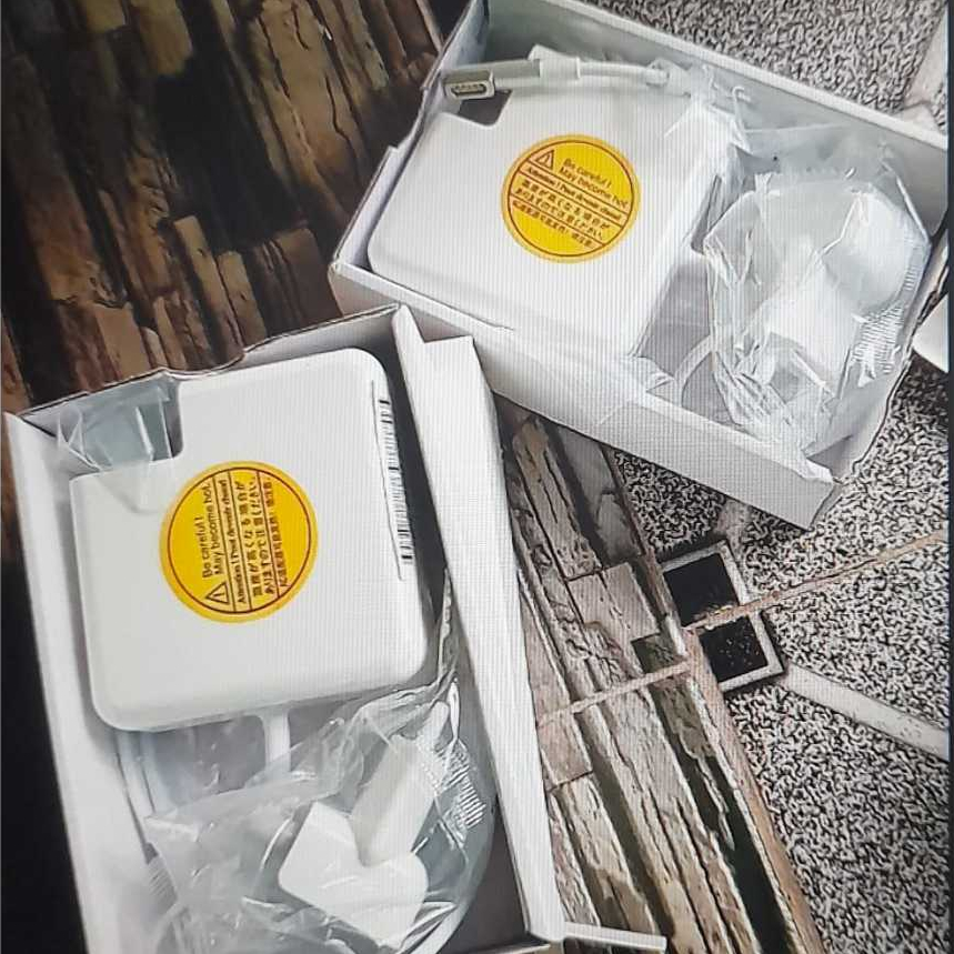 Charger MC Mid Tipe L A1172 A1181 A1184 A1185 A1278