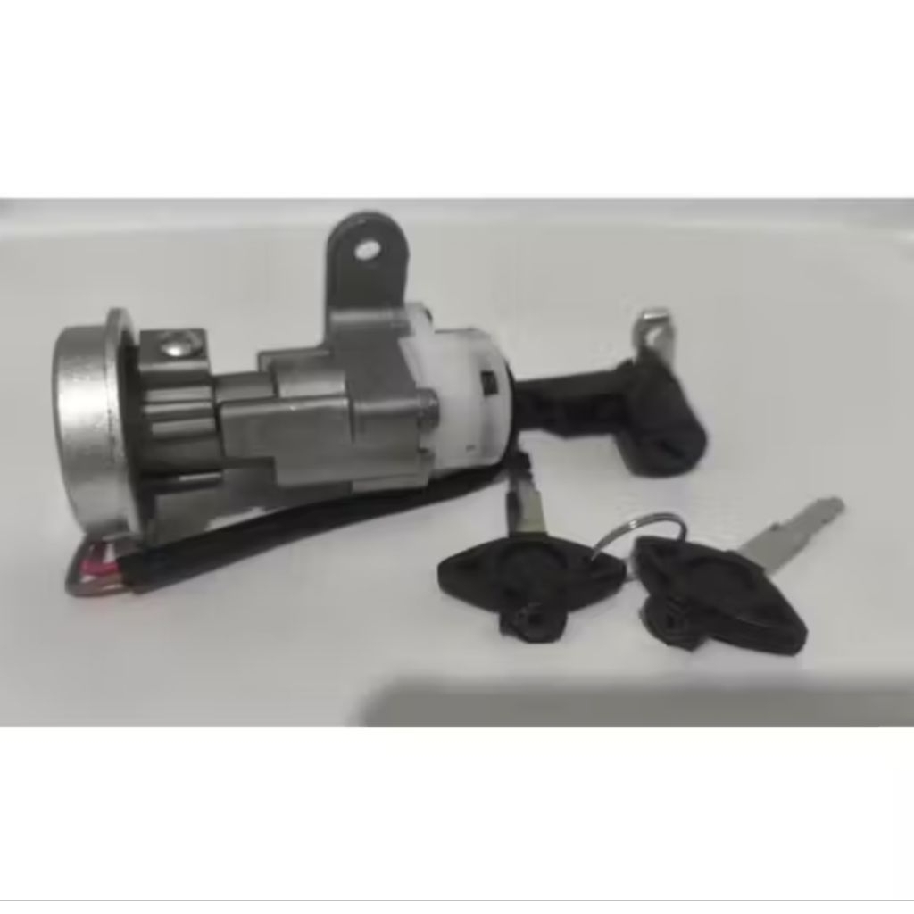 Kunci kontak + kunci jok assy Yamaha Juoiter MX 135 Mx new