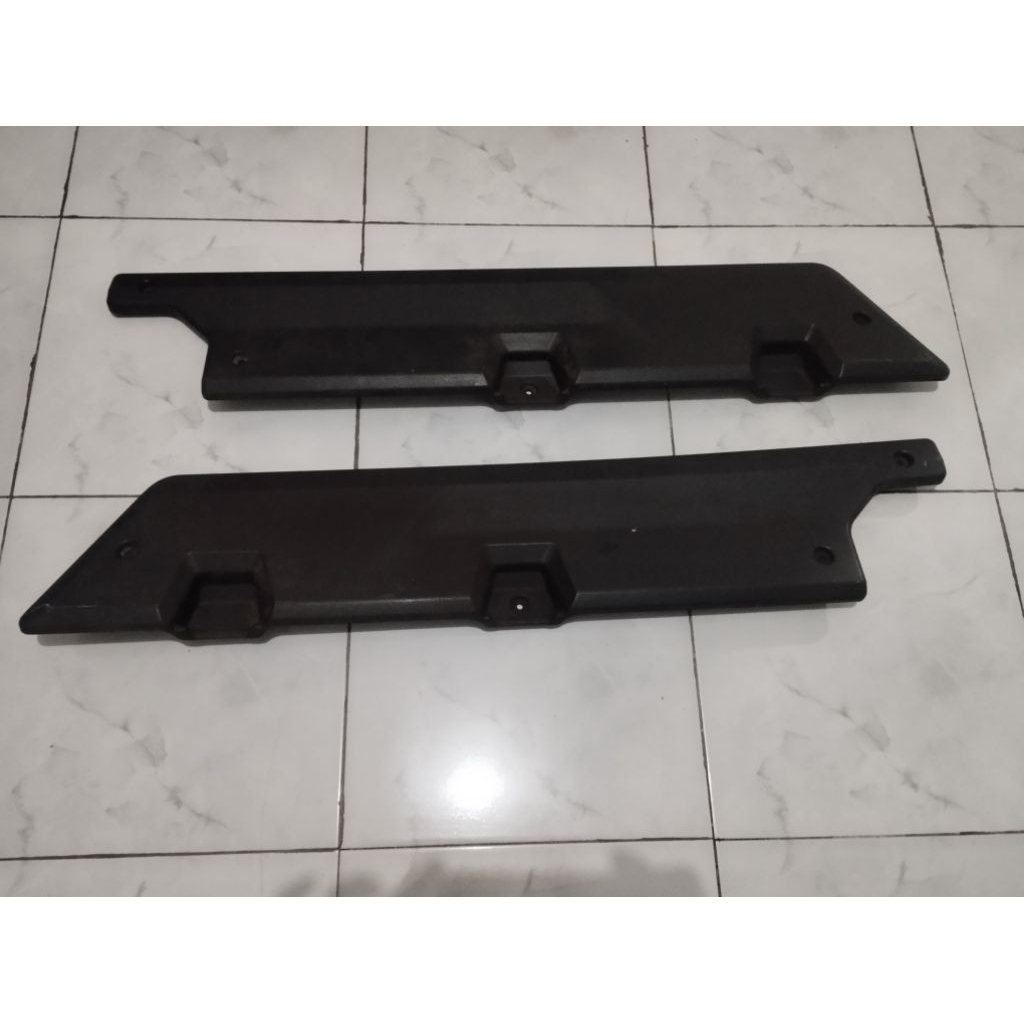 (Original)perisai samping bak daihatsu grandmax pick up sebelah kanan&kiri