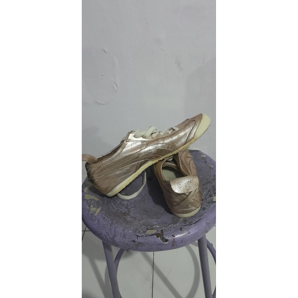 onitsuka tiger rose gold