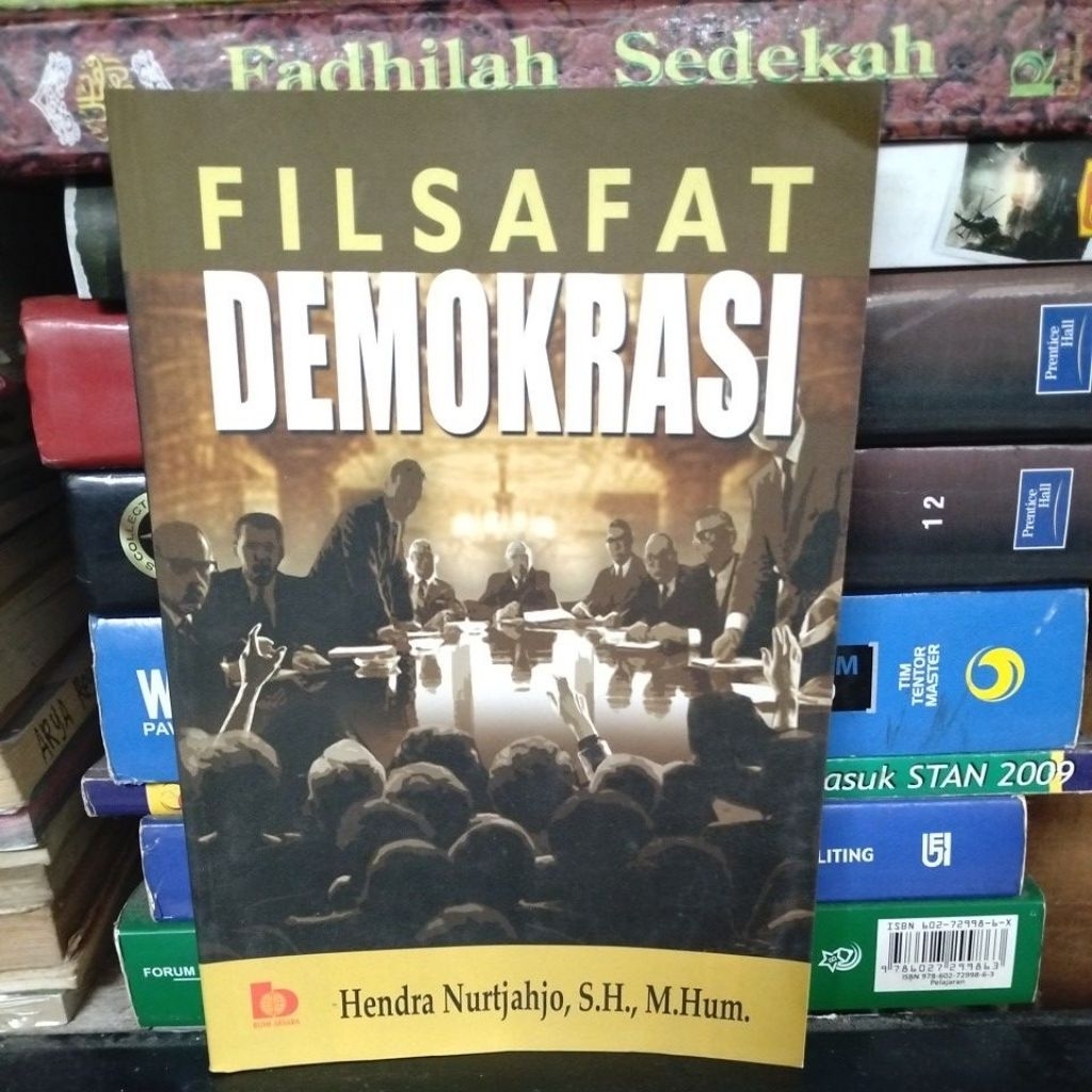 BUKU BEKAS ORIGINAL FILSAFAT DEMOKRASI