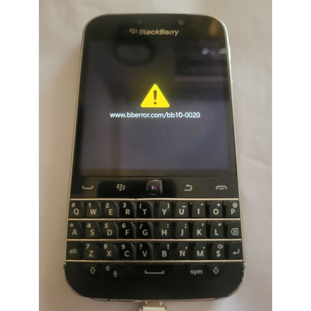 Blackberry Classic Q20 hitam bahan sparepart rusak mati