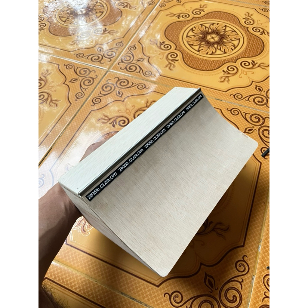 obstacle fingerboard quarter