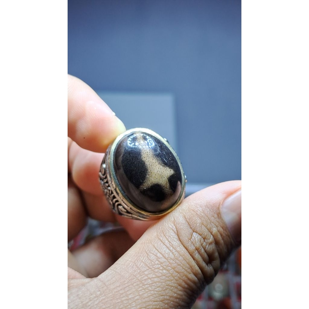 batu motif keris eyang empu gandring