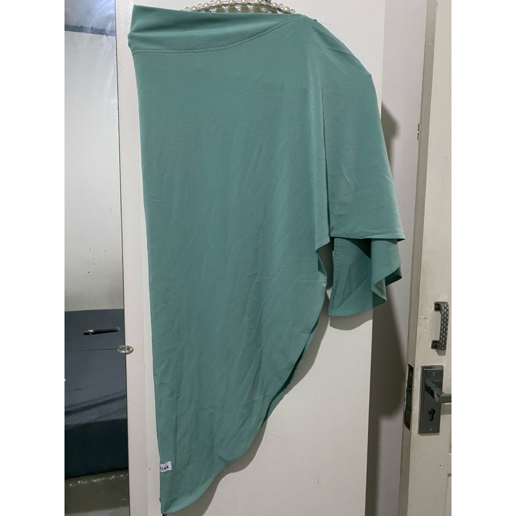 Preloved Pastella Salma Minty instant Jilbab Hijab Jersey Segitiga Dingin