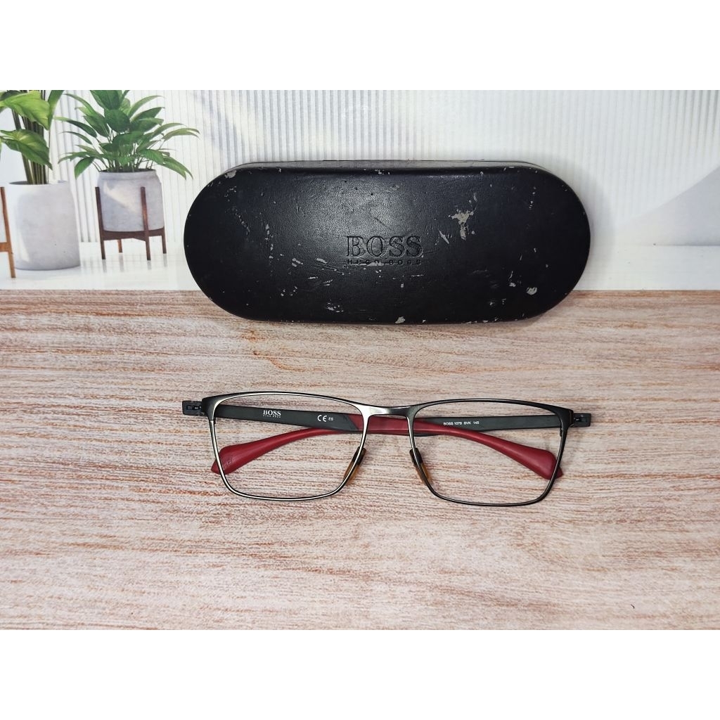 frame kacamata HUGO BOSS ORIGINAL SECOND LIKE NEW