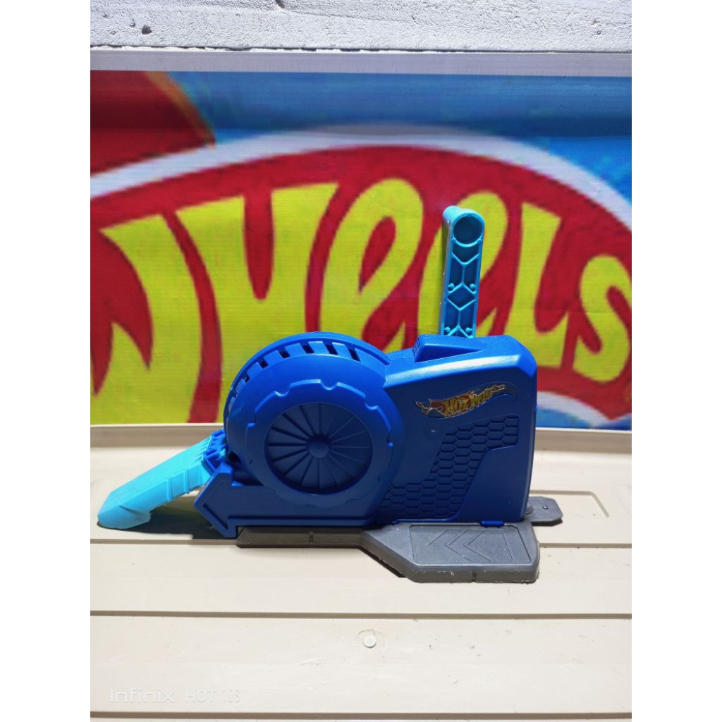 Booster Hotwheels Manual