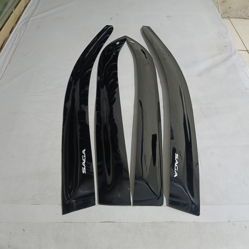 Talang air Proton mobil Saga model slim
