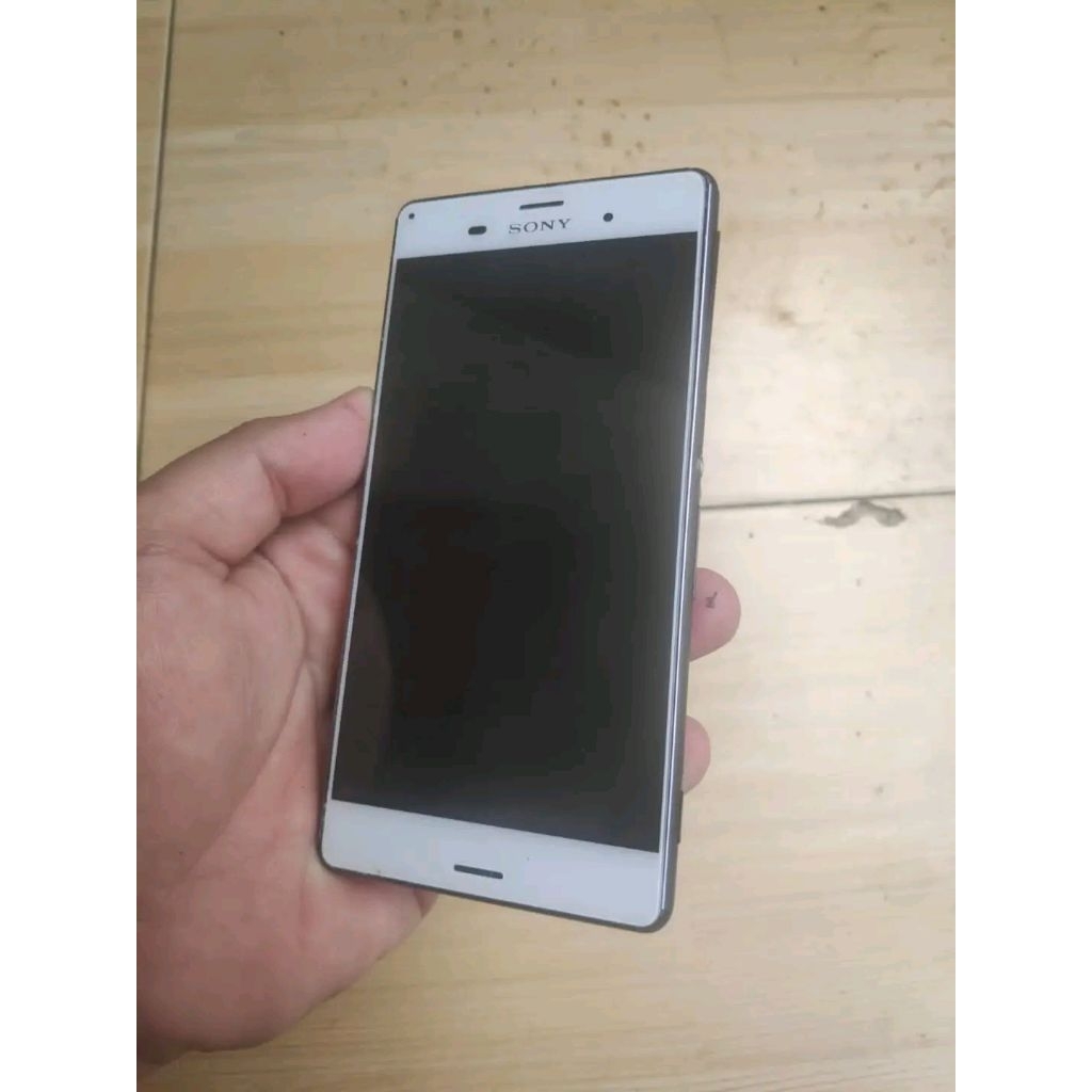 minusan Sony Z3