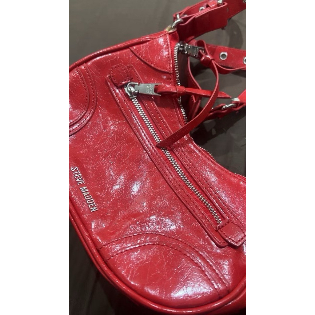 Tas Steve Madden BGLOWING Hand Bag Red