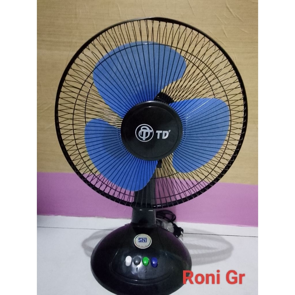 kipas angin meja 12 inch wall fan TD