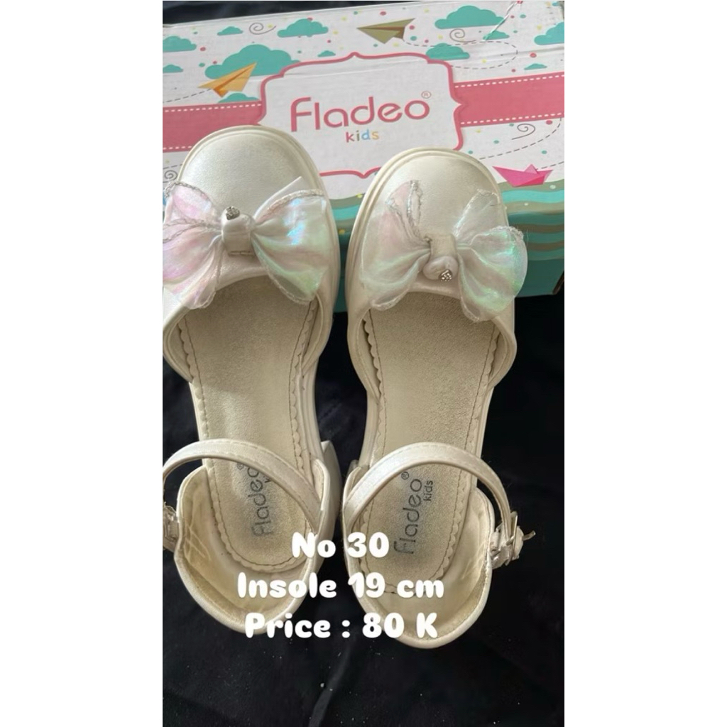 sepatu anak perempuan brand fladeo