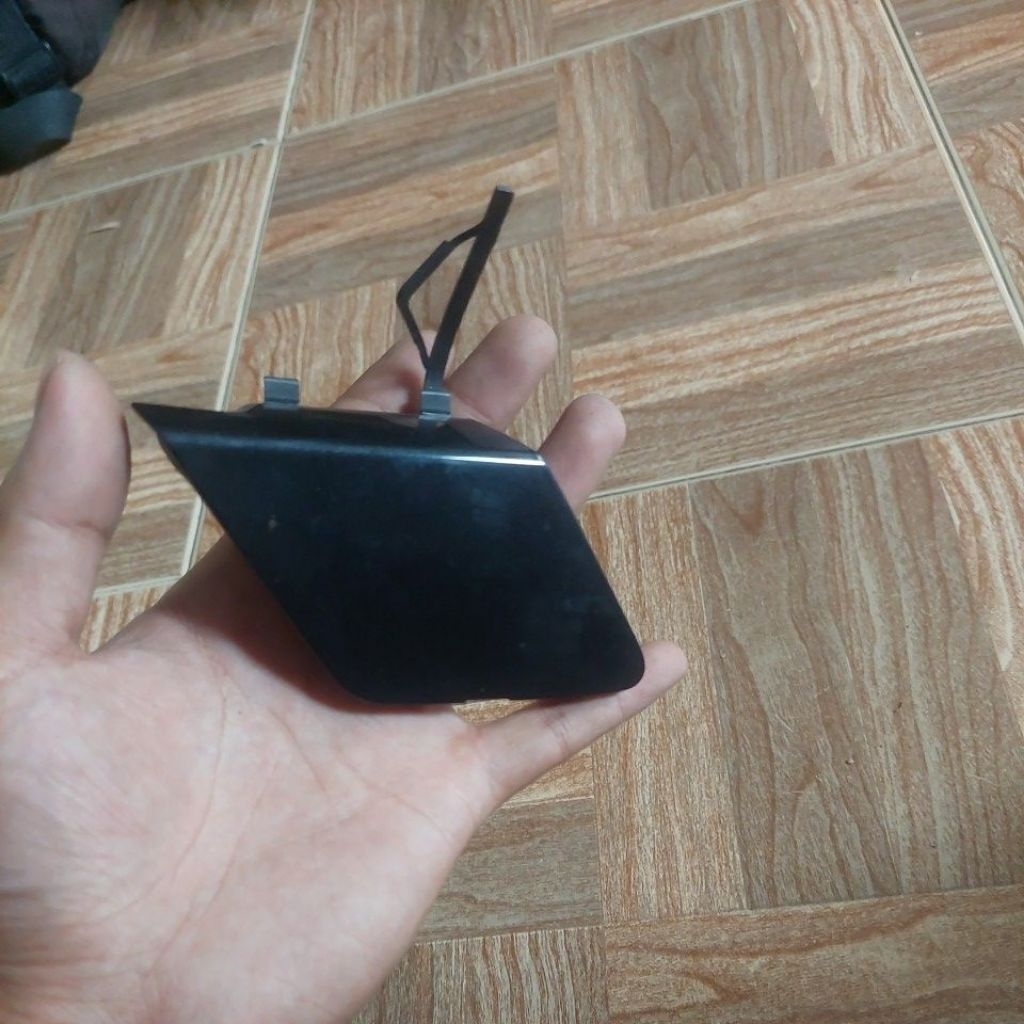 cover tutup derek towing bemper depan agya facelift 2018 sampai 2021 original toyota