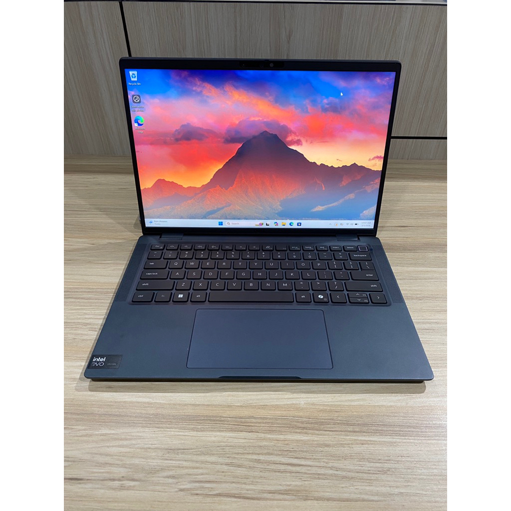 Dell Latitude 7450 Intel Ultra 7 165U Gen 14 32GB SSD 512 GB