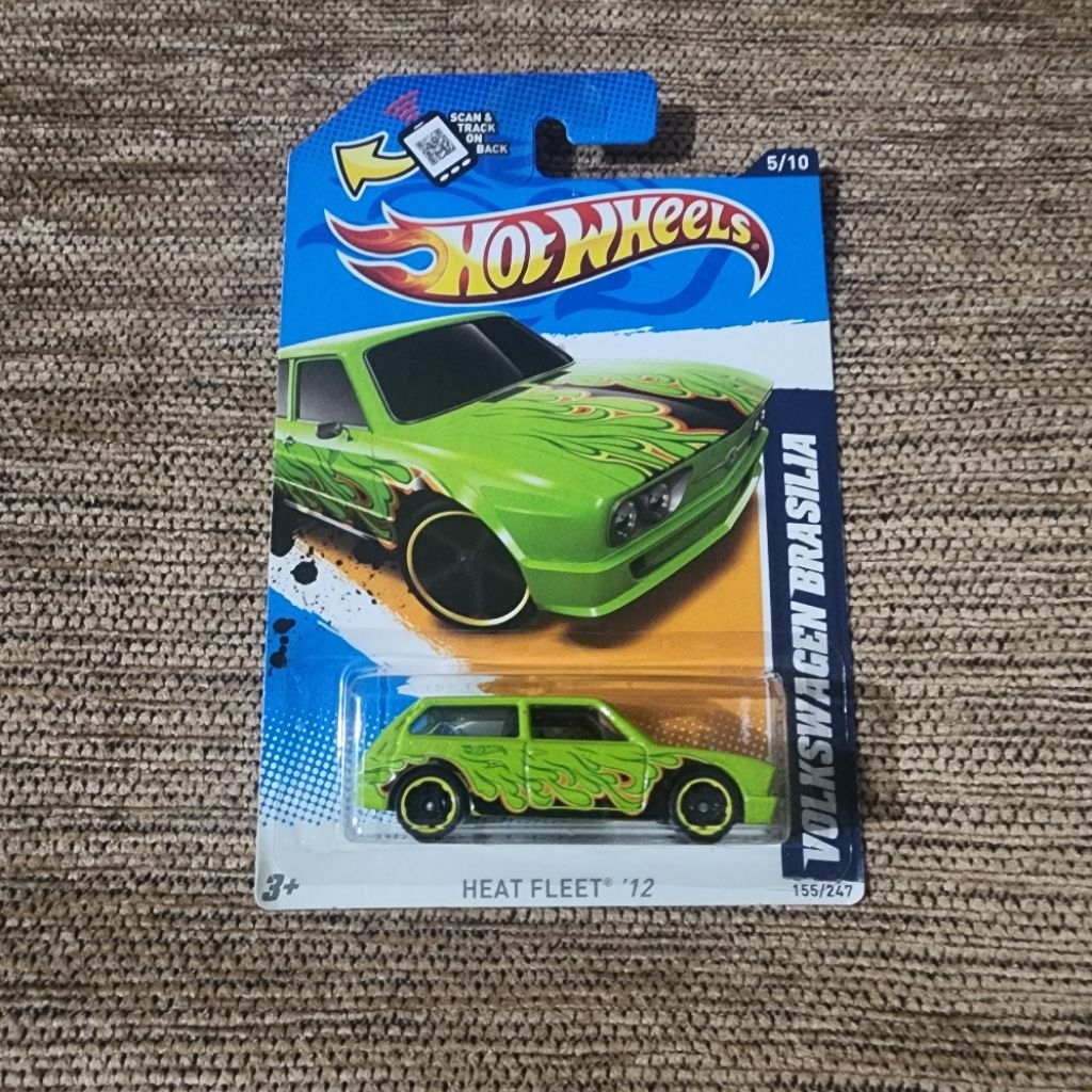 Hot Wheels VOLKSWAGEN BRASILIA - HEAT FLEET '12