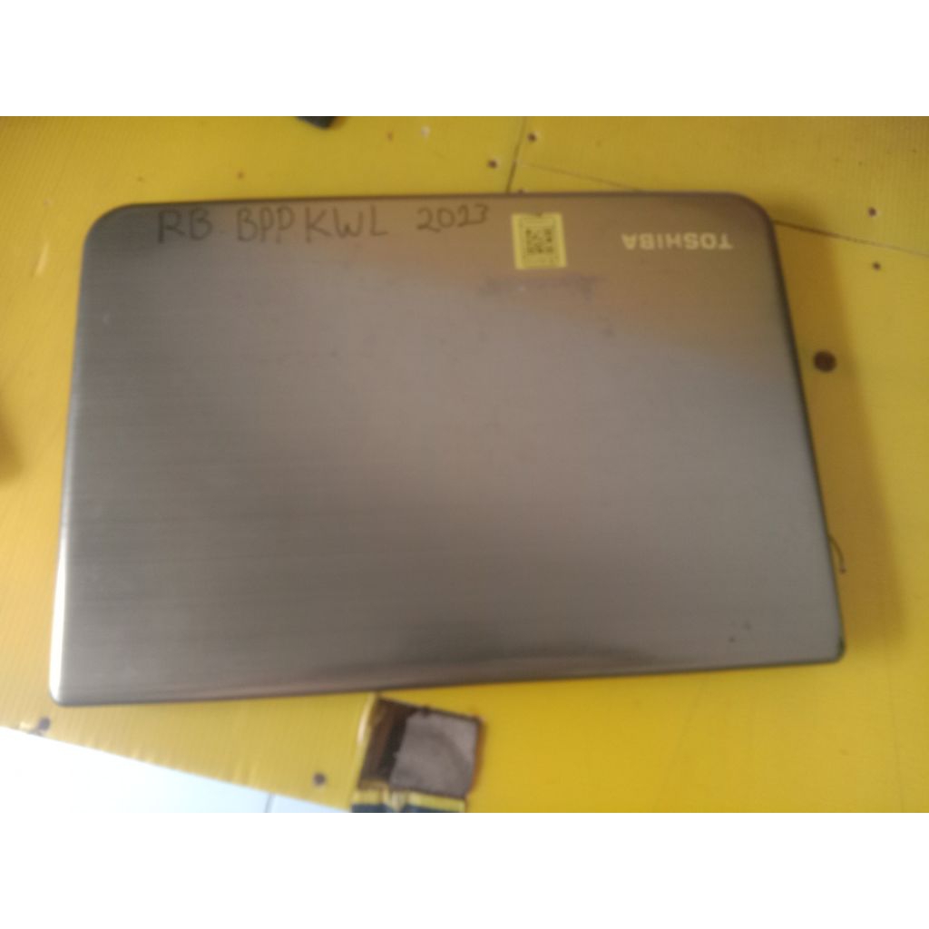 case casing kesing Samsung np300