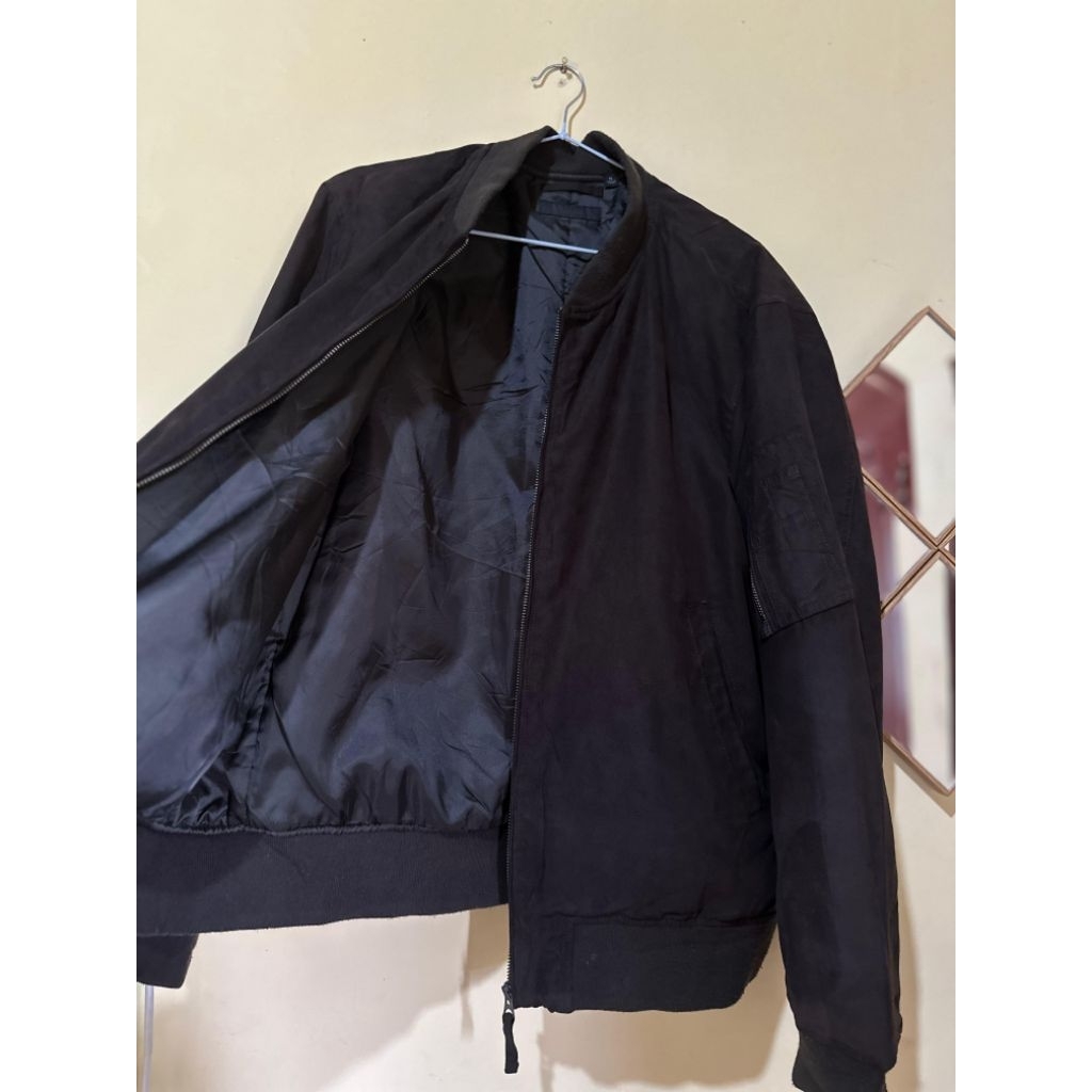 jaket bomber suede