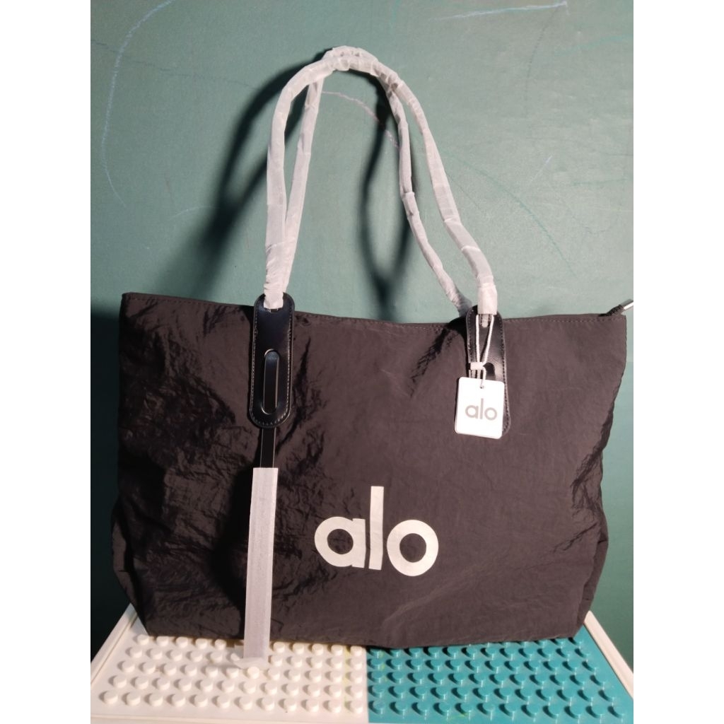 alo woman bag