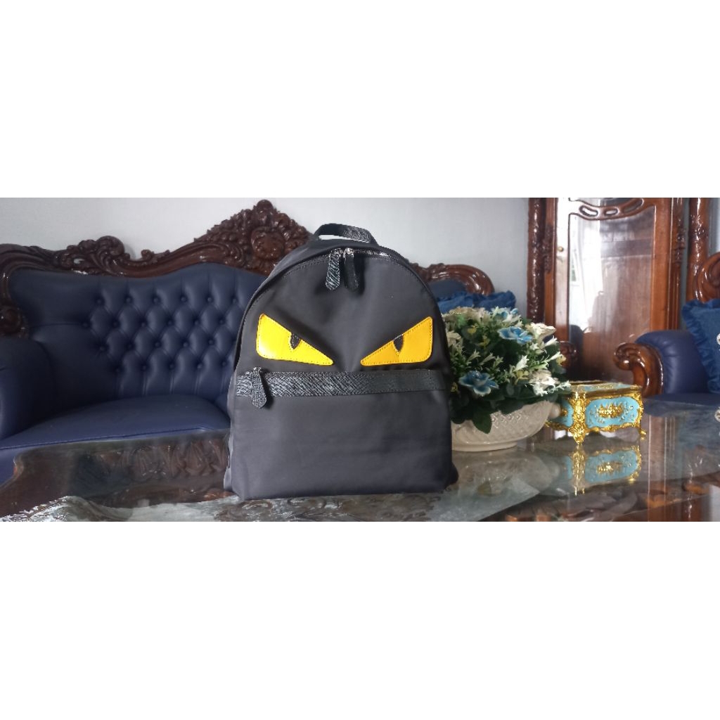 Ransel fendi monster