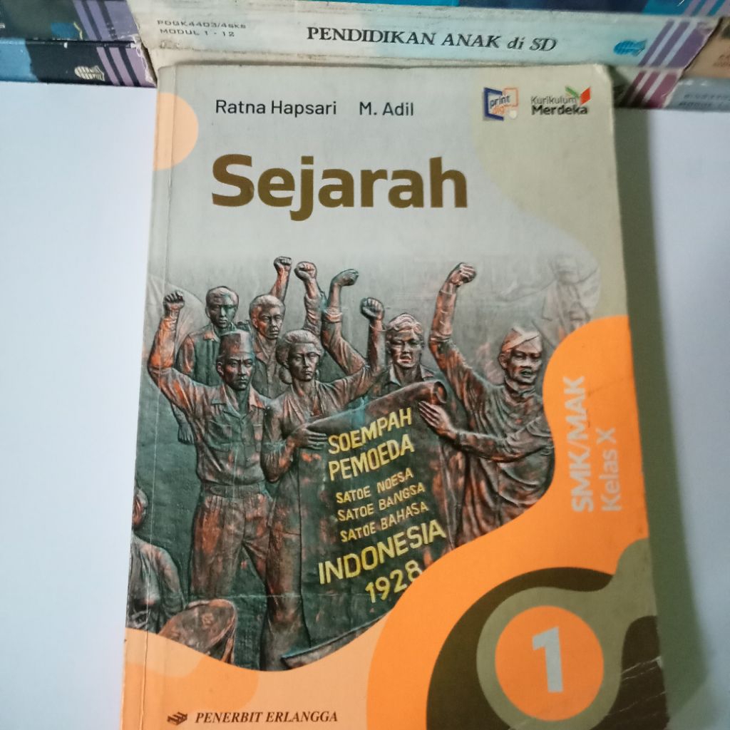 SEJARAH SMK KELAS 10 ERLANGGA