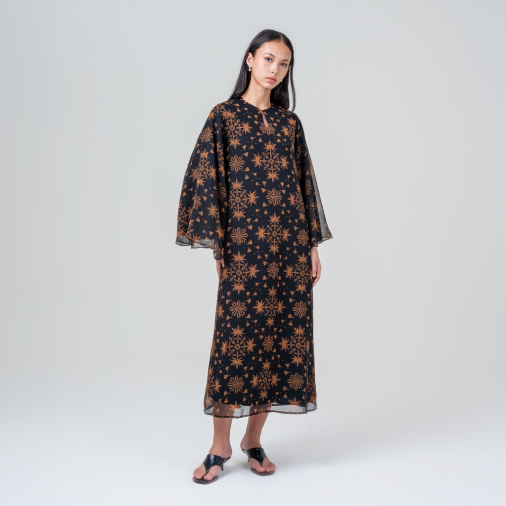 Queensland Bell Sleeve Dress Lengan Panjang LIN000677Q Hitam