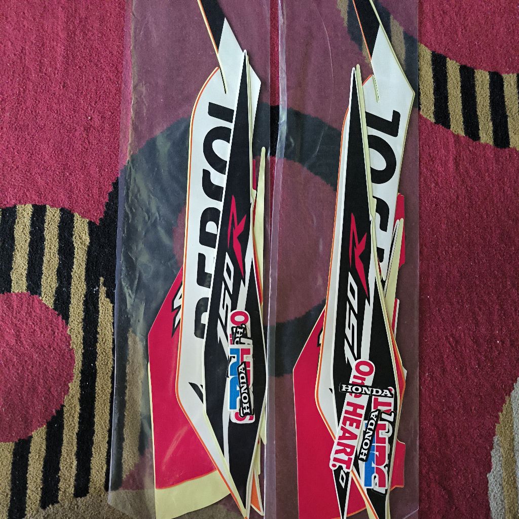 Striping/Lis Body Honda Sonic 150R Repsol Racing 2015/2016 – Stiker Body Sonic 150R 1 Set Lengkap
