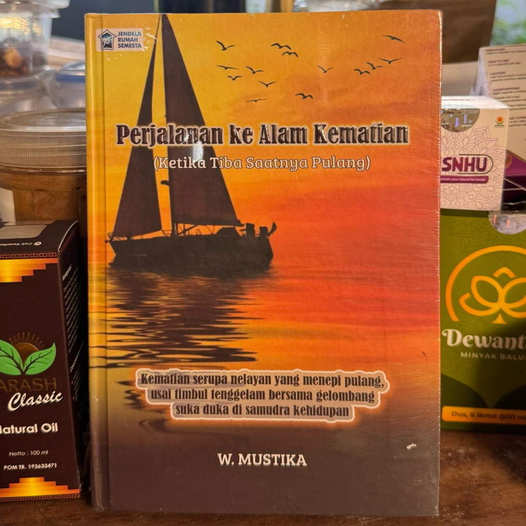 BUKU Perjalanan ke Alam Kematian. Karya dr. I Wayan Mustika