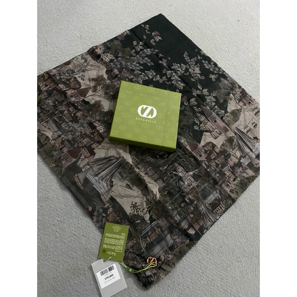 ZYTADELIA Scarf SALE