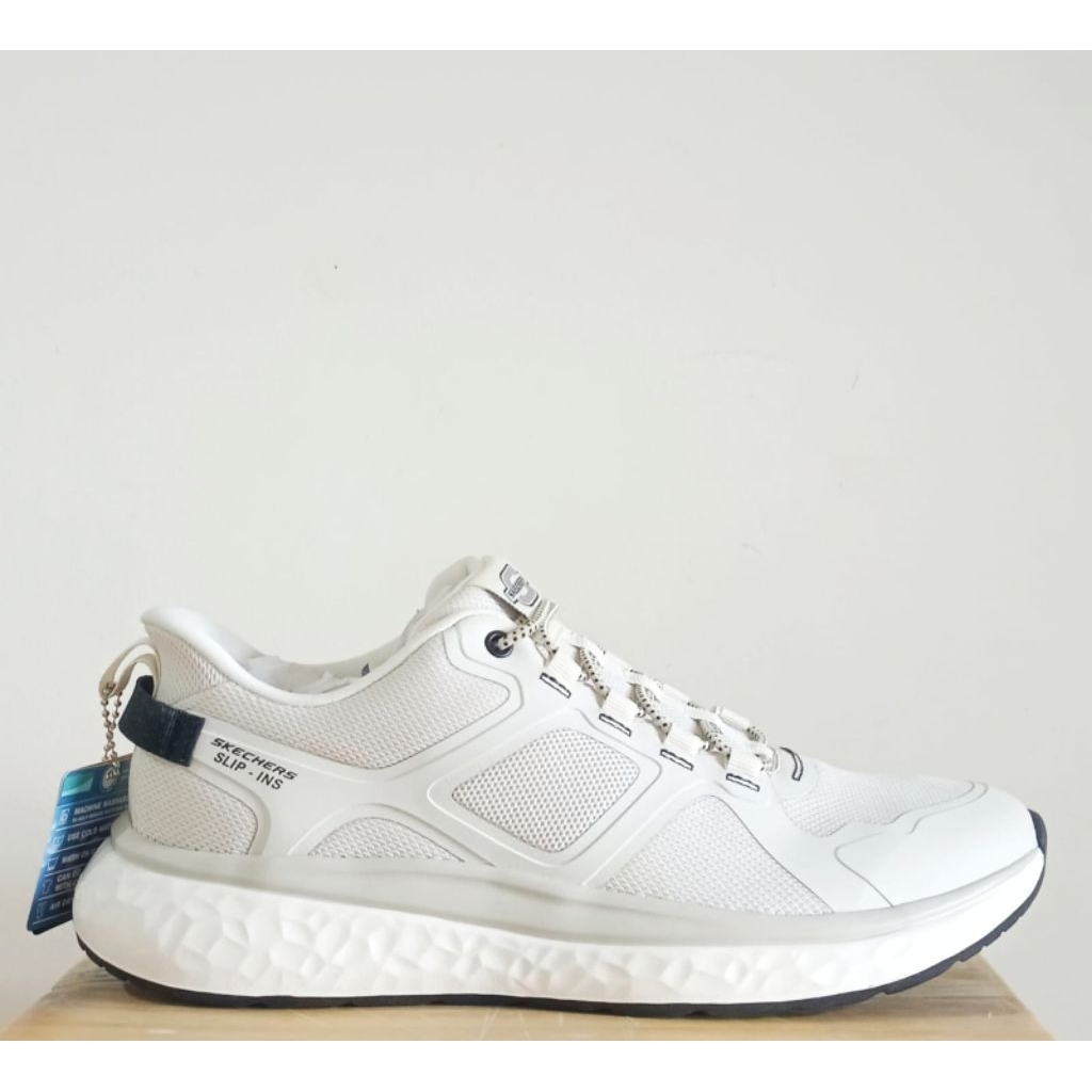 Skechers Men Sneakers