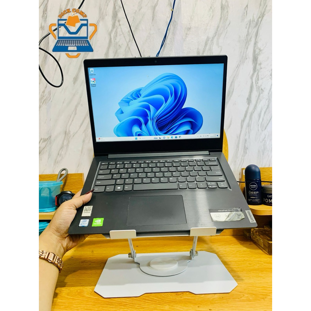 Lenovo S145. core i5 gen 8. dual Vga. ram 8/1000+256gb ssd. normal