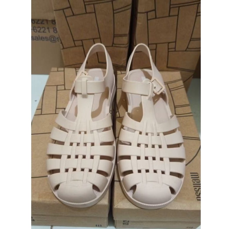 Melissa possesion pink