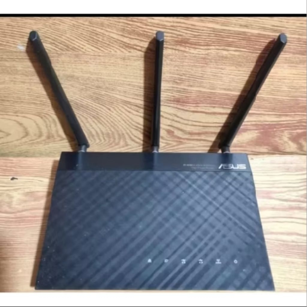 Asus RT-N18U