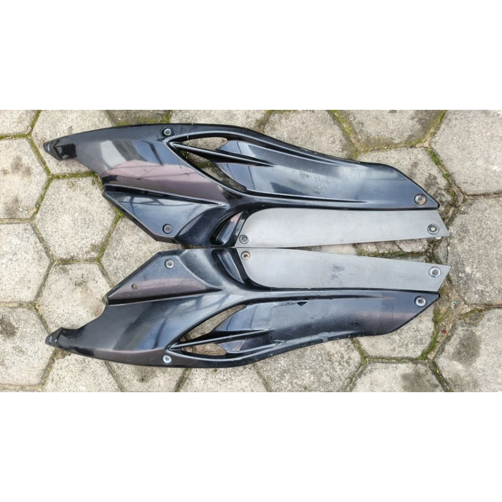 cover frame side sambungan body skywave original 2nd