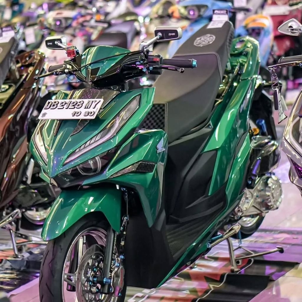 Cat costum warna hijau metalik/hijau botol bahan PU berkualitas