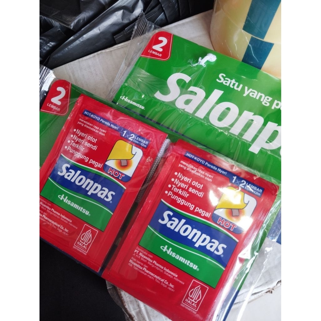 Salonpas koyo renceng 20 sachet/40 lembar