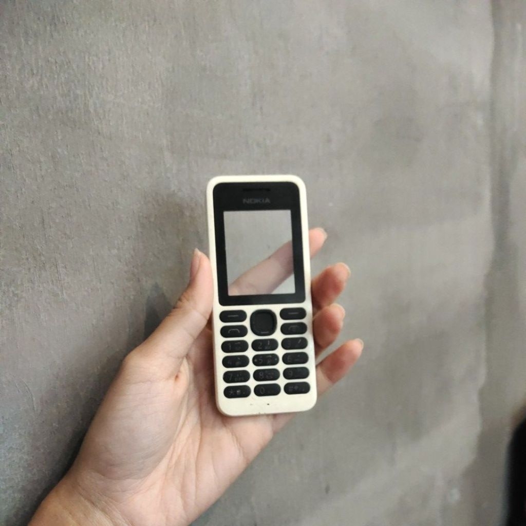 CASING DEPAN NOKIA 130 RM 1035