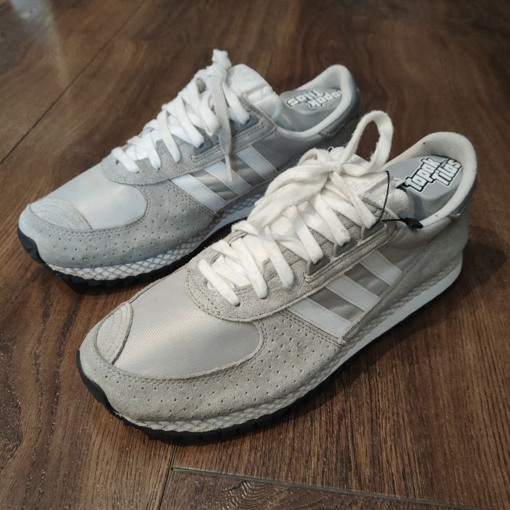 (Preloved) Adidas City Marathon Sz 42/27cm